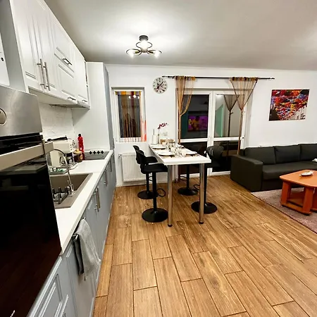 Jad - Luxury Villa's - A&c, Garden, Bbq & Playground Villa *